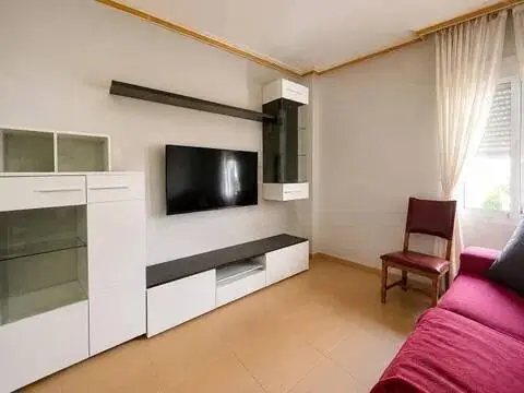 Piso en Oliver-Valdefierro