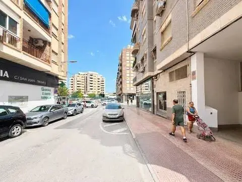 Garaje en calle del Triunfo