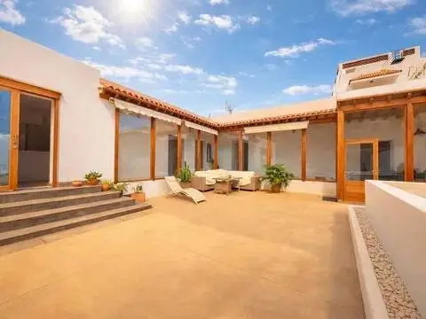Casa en Avenida Tome Cano