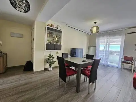 Piso en Opañel