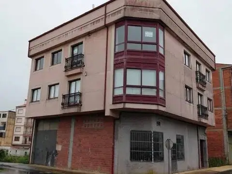 Piso en Melide