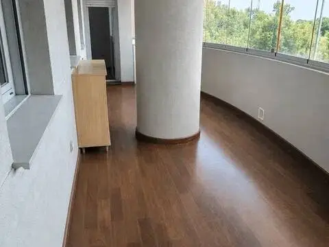 Piso en calle Ares