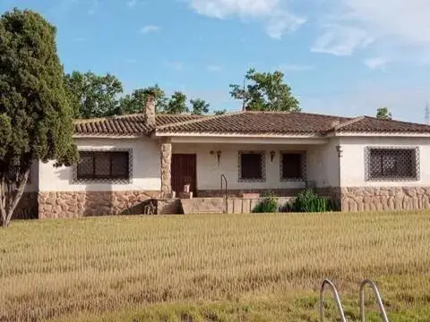 Chalet en calle Santa Apolonia S-N