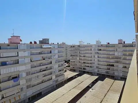 Piso en Carrer de Joan Salvat-Papasseit
