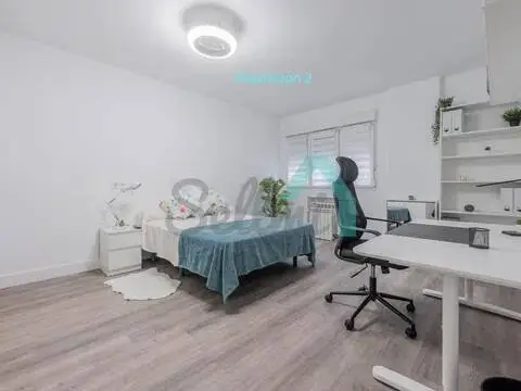 Piso en Pumarín-Teatinos