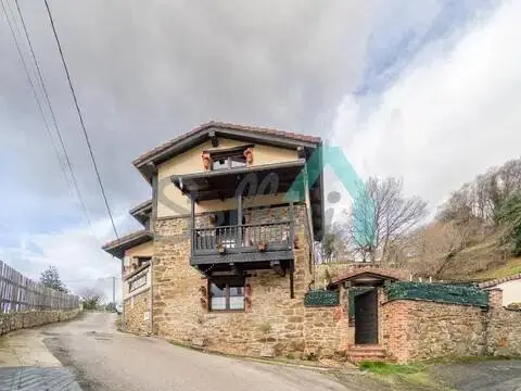 Chalet en Parroquias Rurales