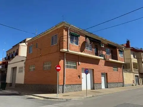 Casa adosada en Carrera Ricla