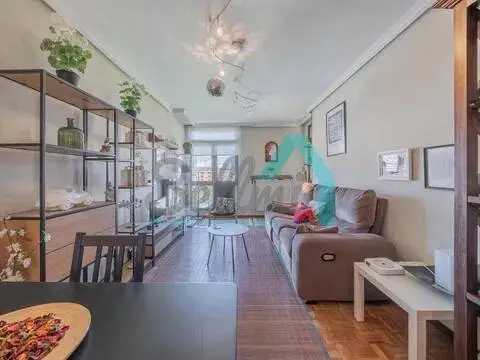 Piso en Otero-Villafría-San Lázaro