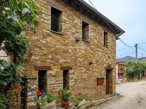 Chalet en calle Remesar S-N