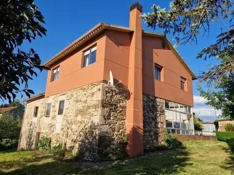Chalet en Tomiño