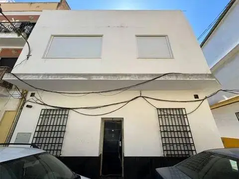 Casa adosada en Capuchinos-La Goleta-El Molinillo-Segalerva