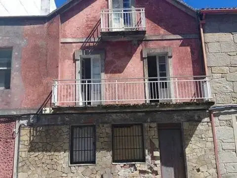 Casa adosada en calle Real
