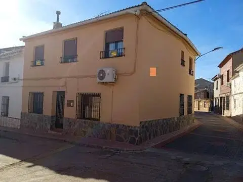 Chalet en Montiel