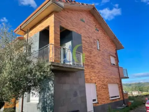 Chalet en Azadinos