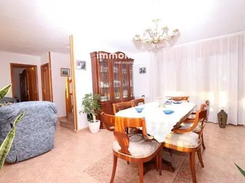 Chalet en Riells i Viabrea