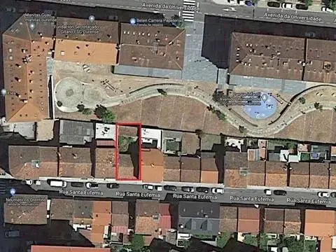 Casa adosada en calle de Santa Eufemia