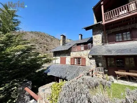 3-bedroom chalet for sale in Ordino · 37 of 39