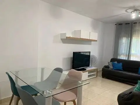 Habitación en calle Monseñor Francisco Gil Hellin