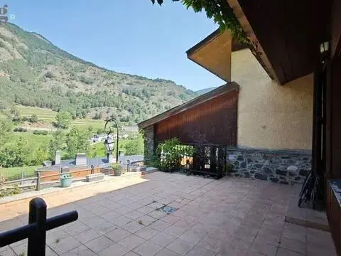 4-bedroom chalet for sale in Ordino · 8 of 51