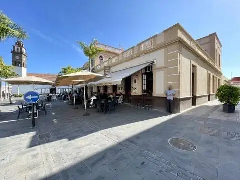 Edificio en Plaza de los Remedios