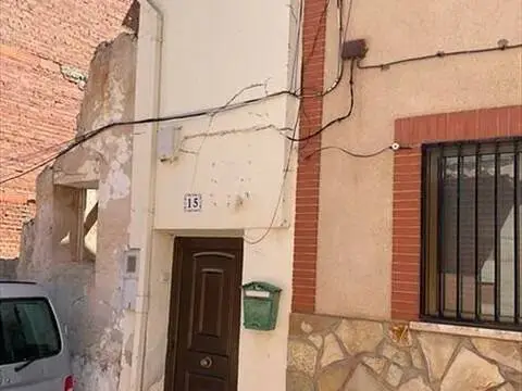 Casa adosada en calle de las Barreras