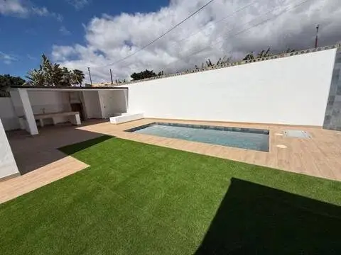 Chalet en calle Pedro Lezcana, 27