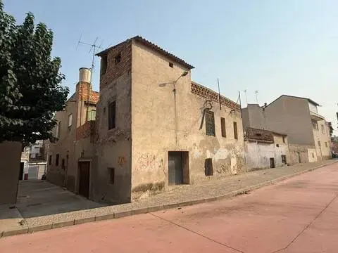 Terreno en calle Higueras