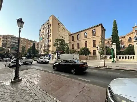 Piso en calle Gran Capitán