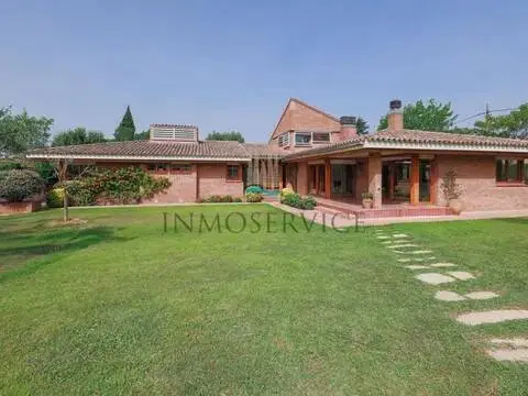 Chalet en Mira-sol