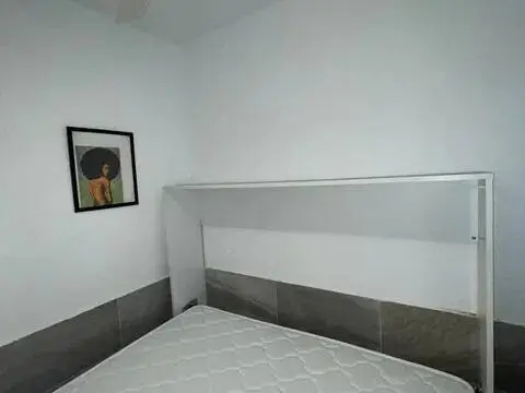 Habitación en calle del Sombrerete