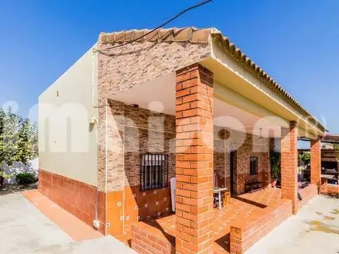Chalet en Coria del Río