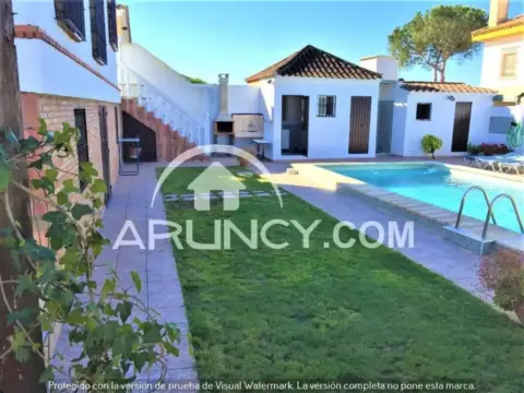 Chalet en Alcalá de Guadaíra