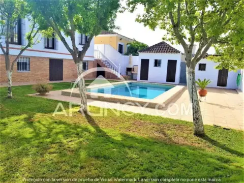 Chalet en Alcalá de Guadaíra