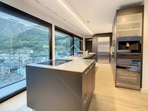 3-bedroom penthouse for sale in Escaldes-Engordany · 13 of 55