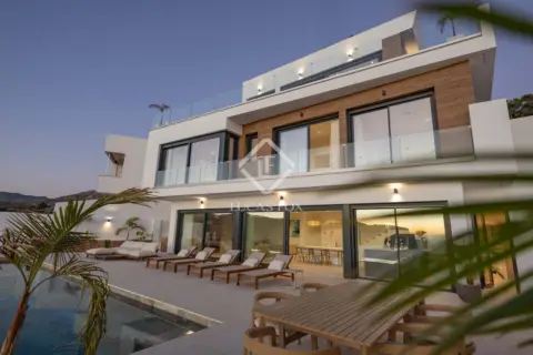 Casa en Marina del Este-Punta de la Mona