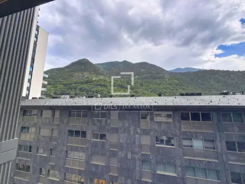 Pis de 3 habitacions en venda a Escaldes-Engordany · 39 de 60