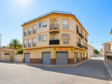 Local comercial en Catral