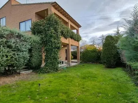 Chalet en El Barraco