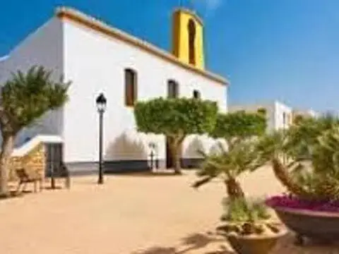Chalet en calle Diseminado P 28 Sta Gertrudis, 70