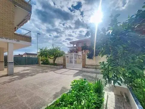 Piso en calle del Pintor Rafael Dávila