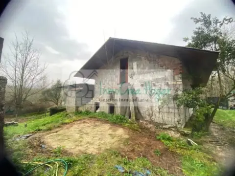 Chalet en Ponteareas