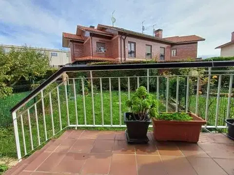 Casa adosada en Betoño