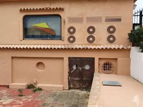 Local comercial en Carrer de La Rioja