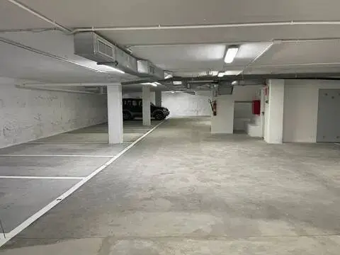 Garaje en calle Salitre