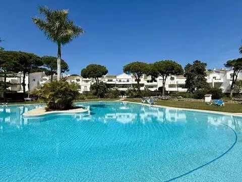 Piso en El Paraíso-Atalaya-Benamara