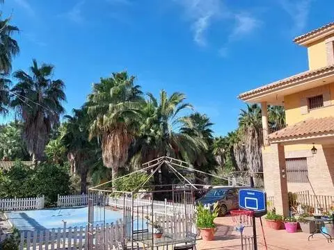 Chalet en Beniaján
