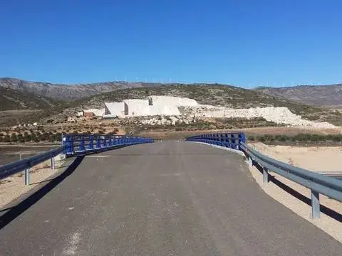 Nave industrial en Jumilla