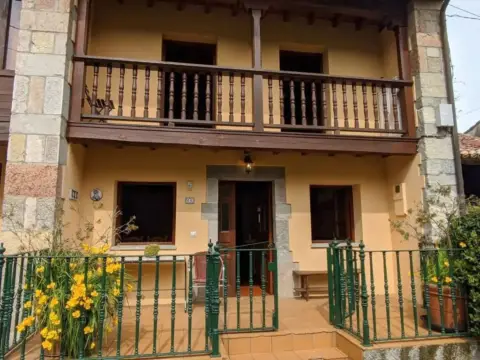 Chalet en calle Pidal
