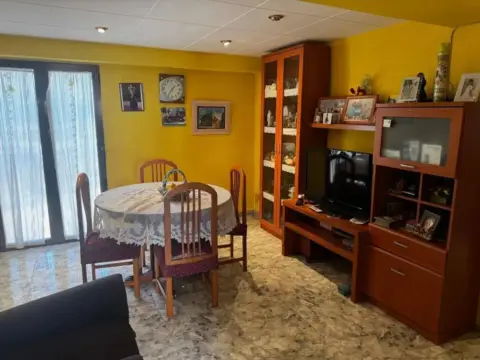 Casa rústica en Cretas