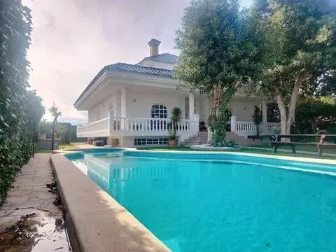 Chalet en calle de Jorge Manrique